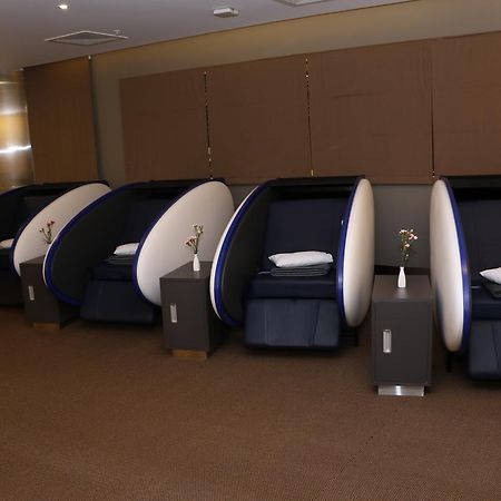 Aviserv Lounge Hotell Mumbai Eksteriør bilde