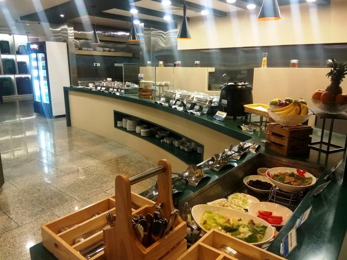 Aviserv Lounge Hotell Mumbai Eksteriør bilde